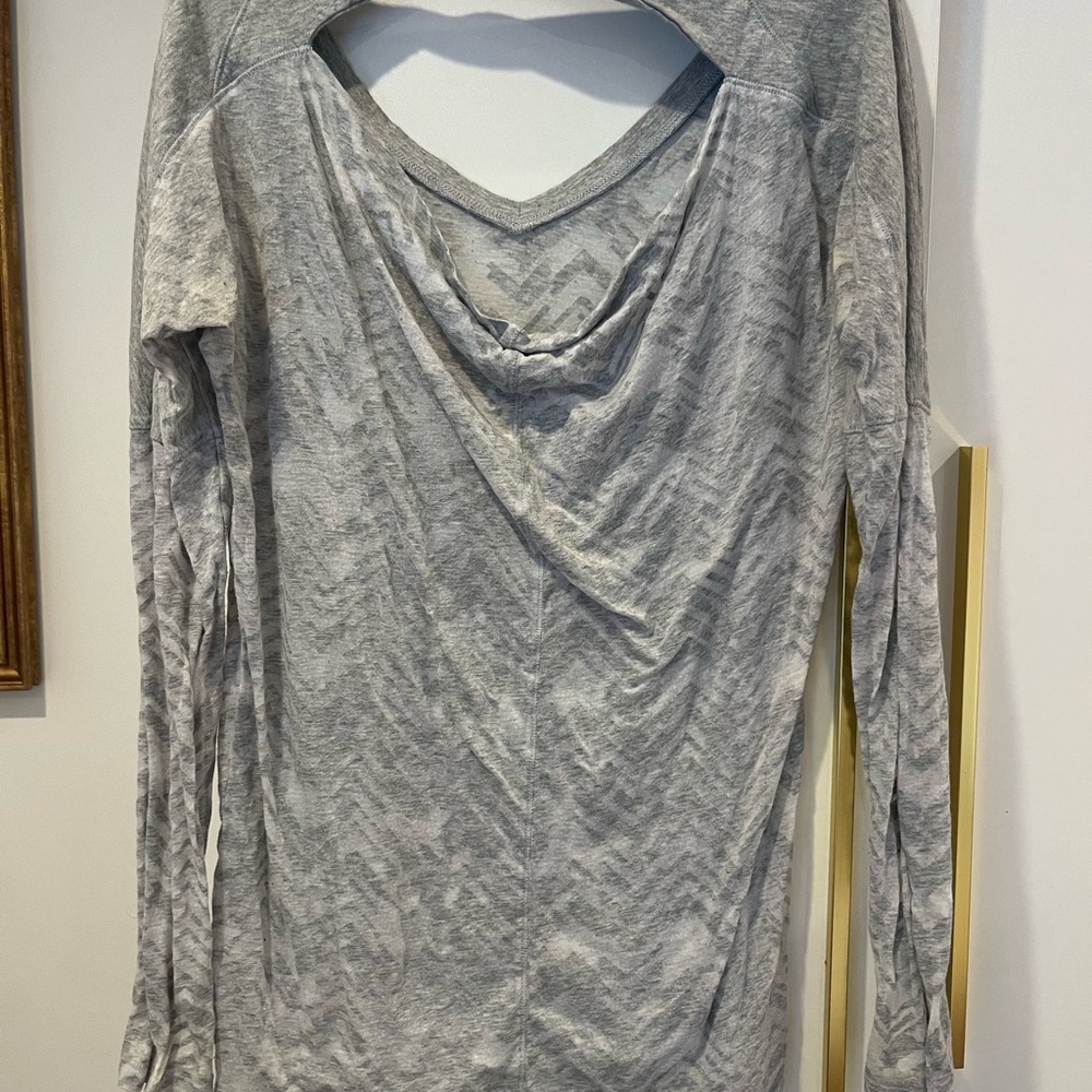 Lole Gray Asymmetrical Cut Out Blouse